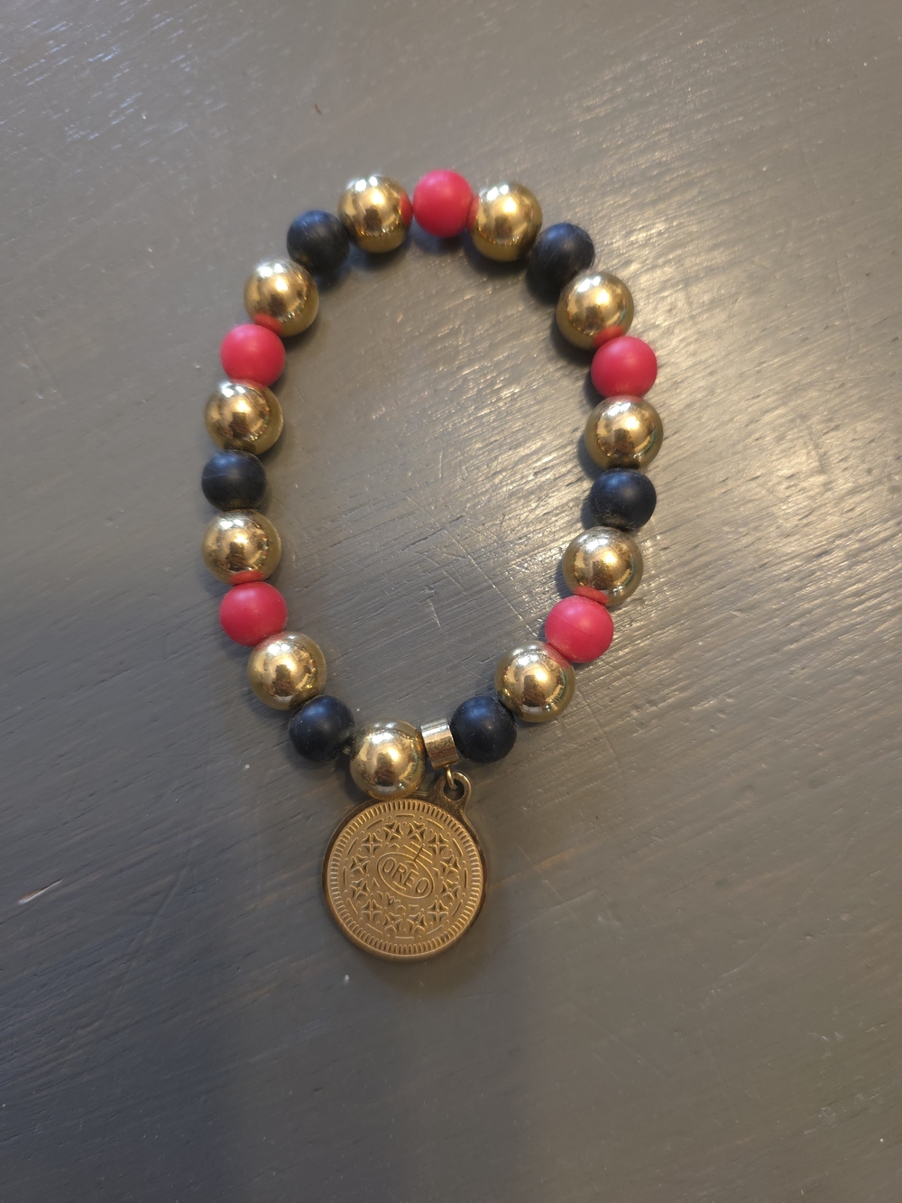 Rustic Cuff Limited Edition Oreo Charm Bracelet Red Black Gold Beaded Stretch